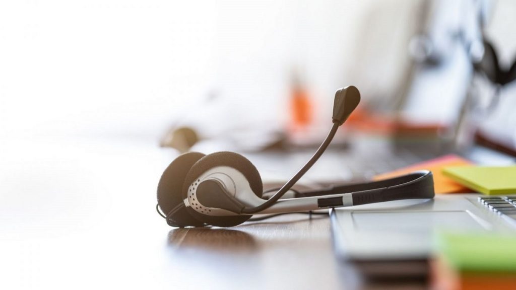 What are the differences between a call center and a contact center?